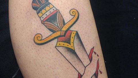 tattoo-adaga-neotradicional-concentrate