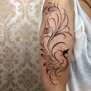 tatuagem-arabesco-fenix