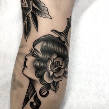 tatuagem-neotradicional-black-adaga-mulher